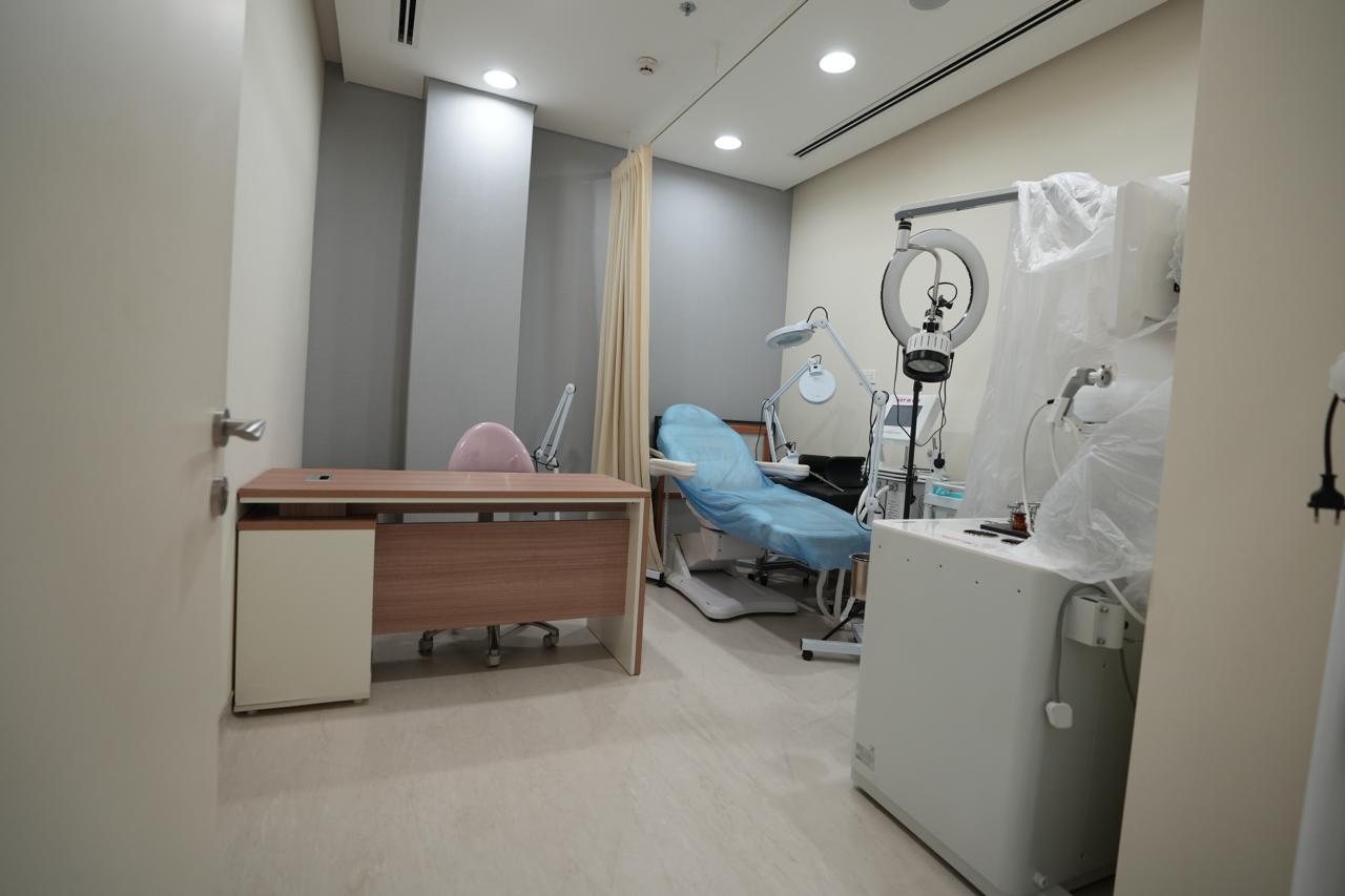 Aesthetics and beauty therapy room in a licensed clinic in Umm Suqeim 3, Dubai