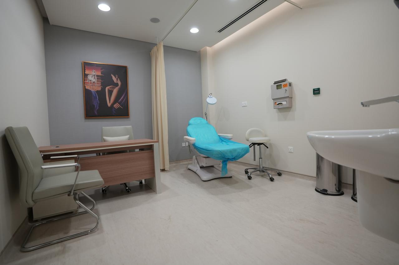 Consultation room with examination couch in a DHA-licensed clinic in Dubai